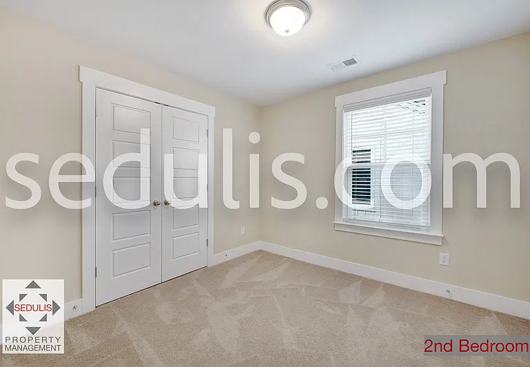 3923 Four Poles Park Dr — Photo 26