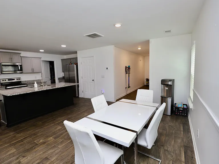 2037 Elmridge Rd — Photo 12