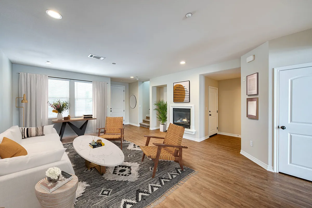 Living Area - Rancho Serrano - Townhomes