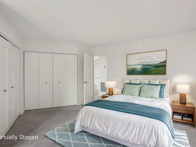 Laurel Village Apartments — Photo 47