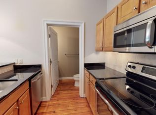 125 W Saratoga St APT 106, Baltimore, MD 21201
