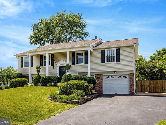 3rd image of 4224 Minstrell Ln
