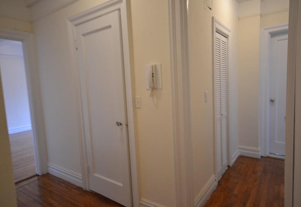 1st image of 145 W 71st St APT 4D
