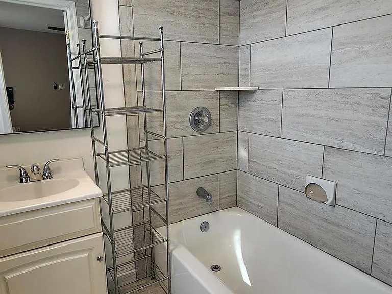 108 E Pacific Ave #2 — Photo 13