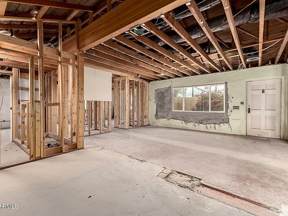 5th image of 1423 E CORONADO Road