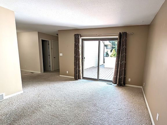 3rd image of 17554 Parkwood Unit D