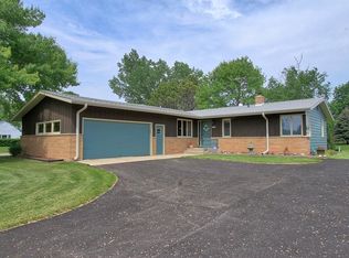 807 Obrien St, Harvard, IL 60033