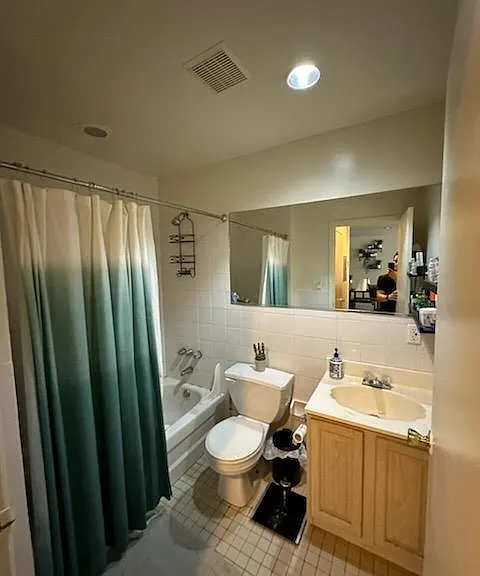 239 Orchard St #2F — Photo 4