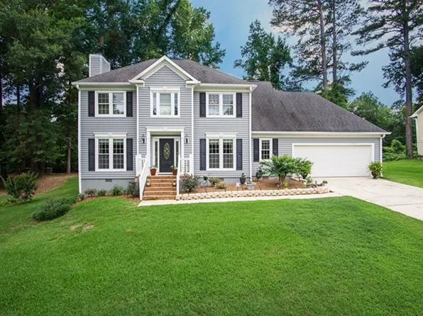 818 Silver Springs Dr, Macon, GA 31210