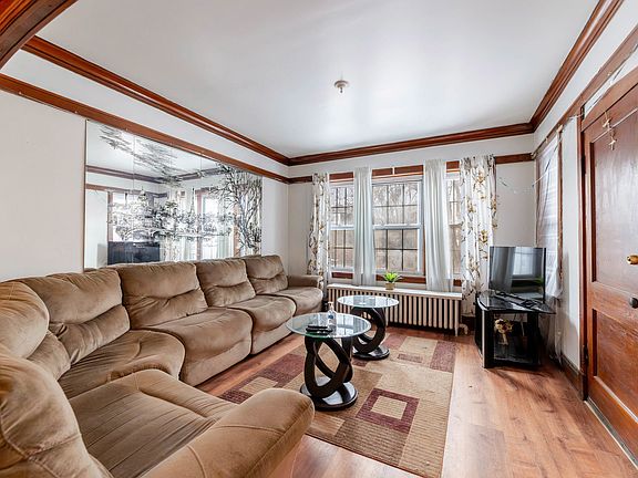 4th image of 2507 S 57th Ave