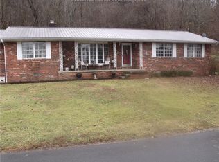 1802 Coffman St, Barboursville, WV 25504