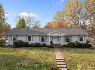 2501 Laramie Dr, Greensboro, NC 27406