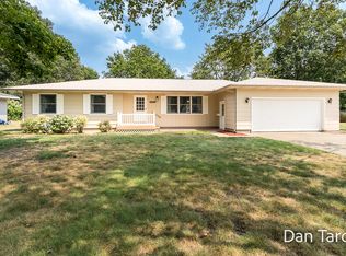 4872 Elmwood St, Muskegon, MI 49441