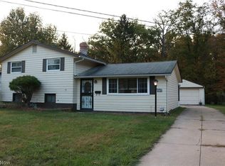 6538 Pau Pau Ct, Bedford Heights, OH 44146