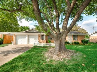 105 W Chico Dr, Garland, TX 75041