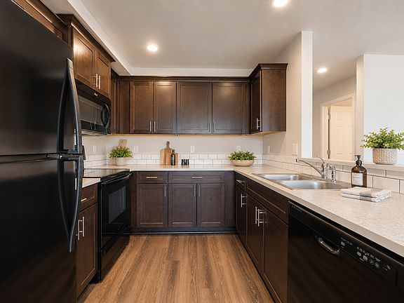 2nd image of 3755 SW Badger Ave #301