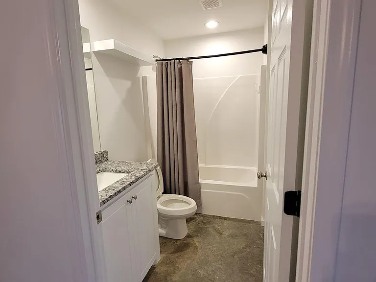 244 Skylane Dr — Photo 7
