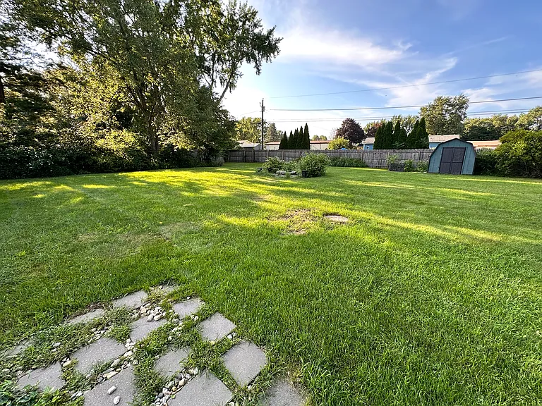15363 Montecito Dr — Photo 19