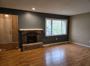 5132 Twana Dr, Des Moines, IA 50310