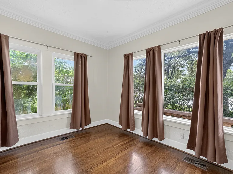 2601 S University Dr — Photo 26