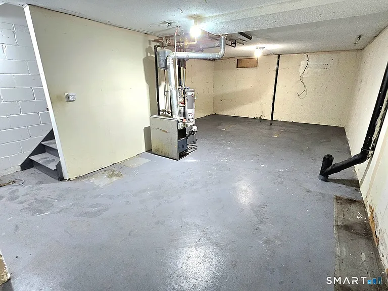 272 Bellevue St — Photo 15
