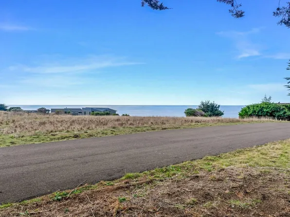 36786 Mariners Drive, The Sea Ranch, CA 95497