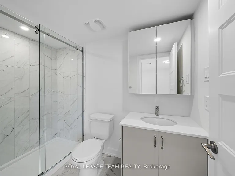 998 Hollington St #MAIN — Photo 15