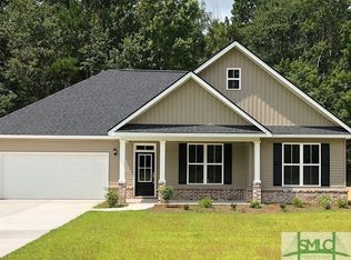 237 Shiloh Dr, Claxton, GA 30417