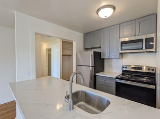 1930 Vine St #305, Berkeley, CA 94709