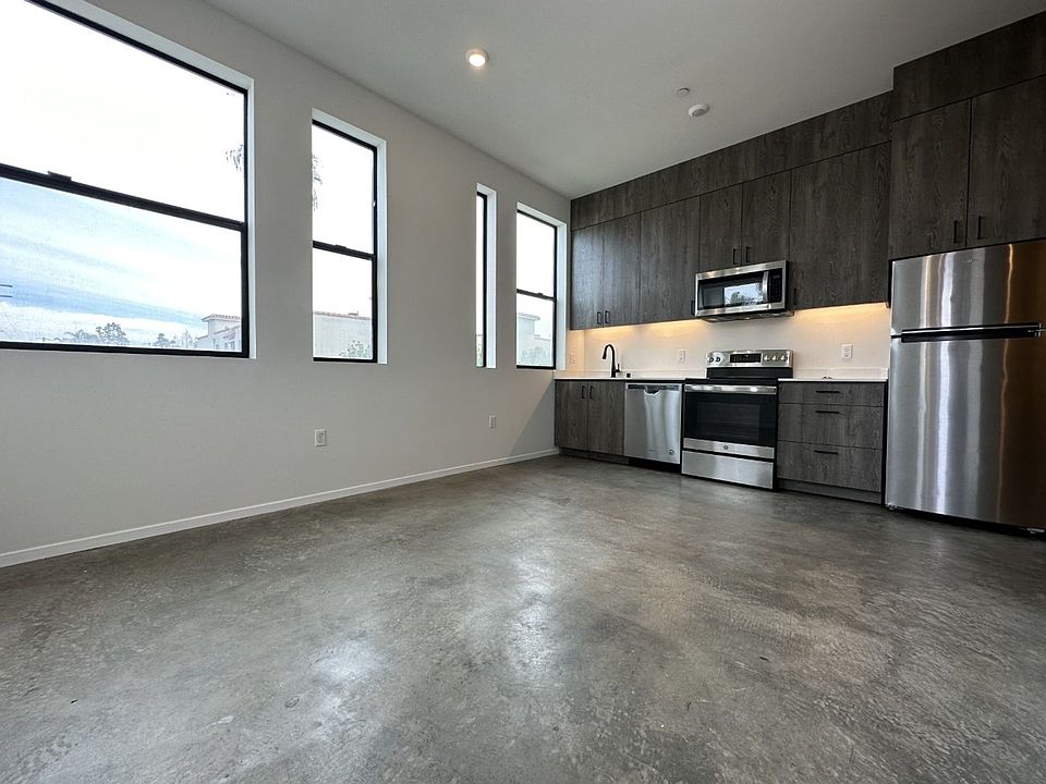 1st image of 4224 Ohio St #305