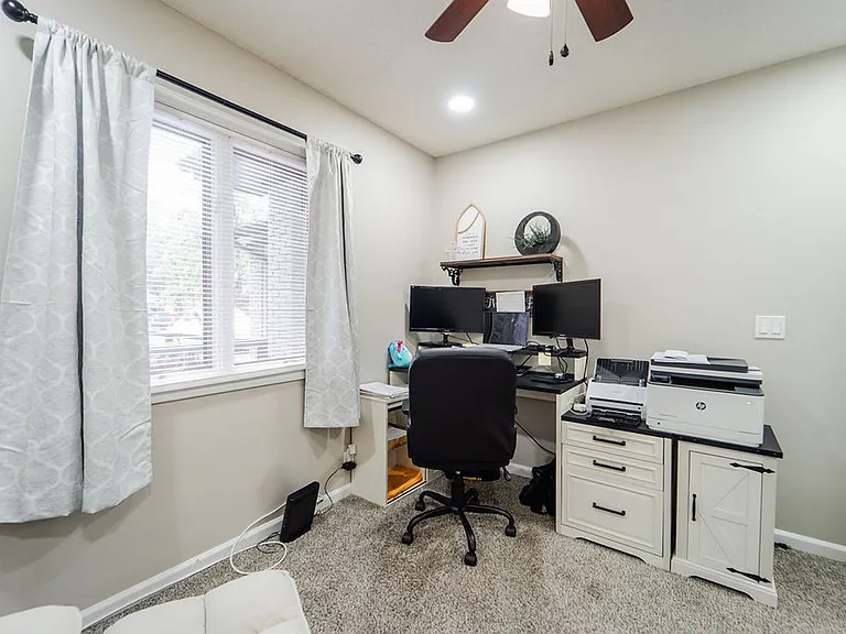 4 Huesca Ln — Photo 17