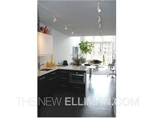 Rented by Douglas Elliman | media 27