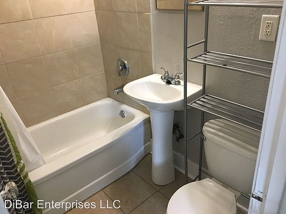 3rd image of 551 S 35th St #11