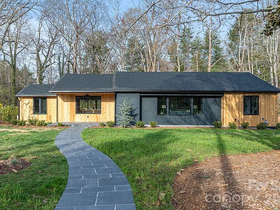 4th image of 330 Windsor Rd
