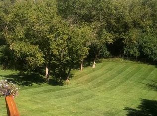 24341 N Grandview Dr, Lake Barrington, IL 60010