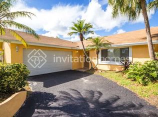 7521 SW 6th St, Pompano Beach, FL 33068