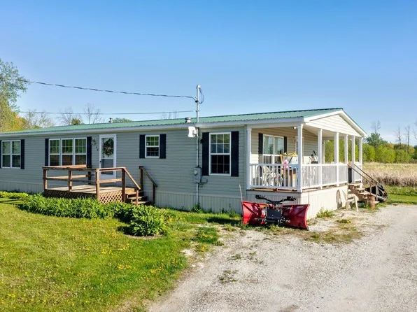 26 Deso Drive Extension, Alburgh, VT 05440