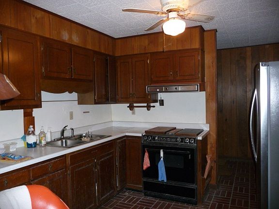3rd image of 5251 E Deer Dr