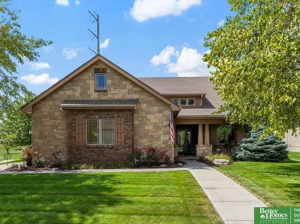 10312 S 179th Cir, Omaha, NE 68136