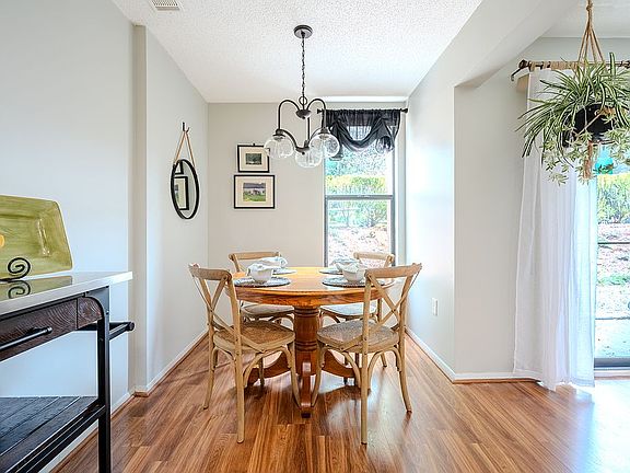 4th image of 18 Shrewsbury Green Dr #18C