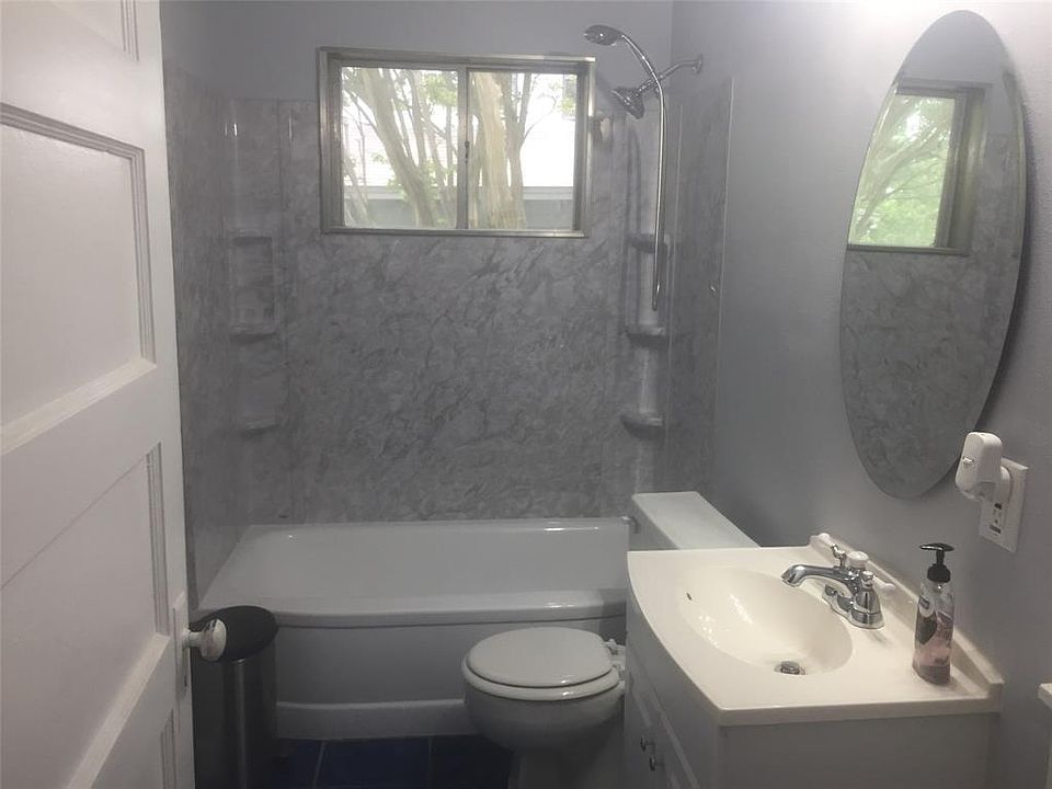 1st image of 217 N Stewart Ave