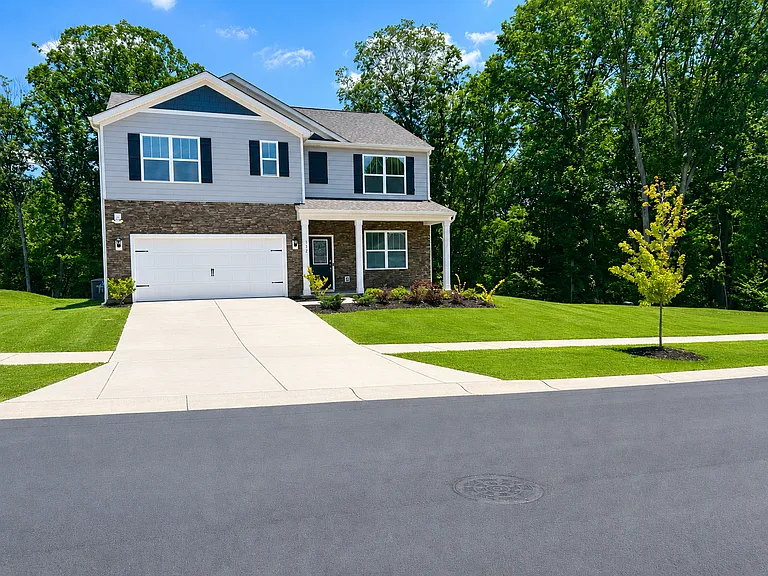 132 Scotsway Ct — Photo 1
