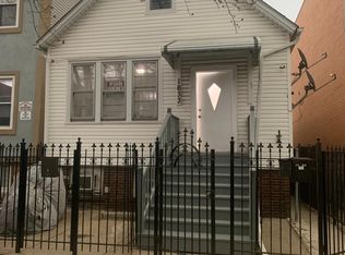 1633 N Artesian Ave #1, Chicago, IL 60647