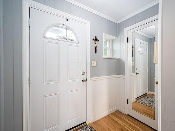 4th image of 204 Charleston Ave