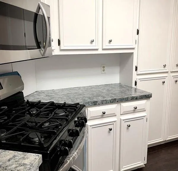 501 Geraldine Ln — Photo 10