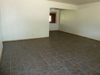 5th image of 3326 N 46th Dr