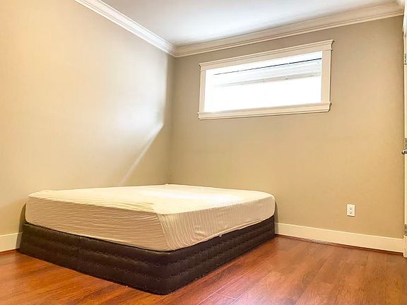 4th image of 5687 Sussex Ave