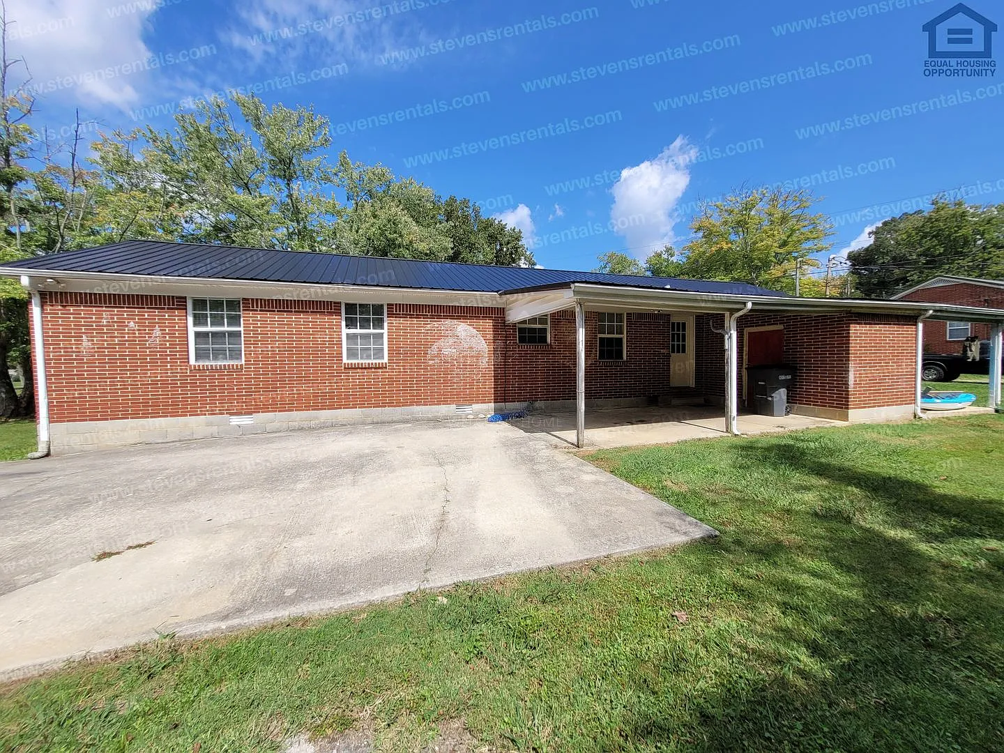 Affordable Beautiful Brick Home — Photo 2
