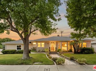 7485 Henefer Ave, Los Angeles, CA 90045