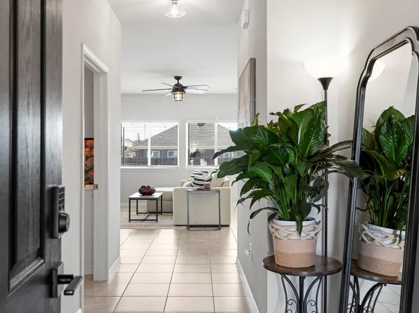 10305 Bankhead Dr, Austin, TX 78747